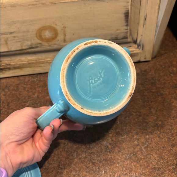 Vintage turquoise fiesta teapot - Picture 6 of 7